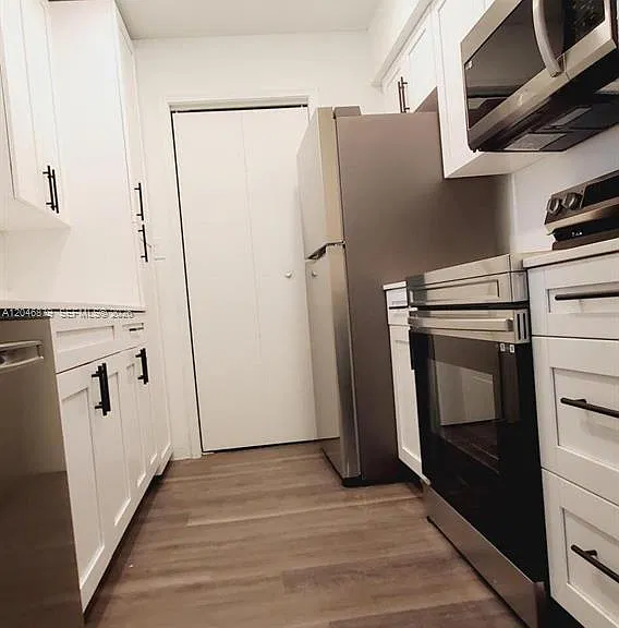 927 Riverside Dr #324 — Photo 5