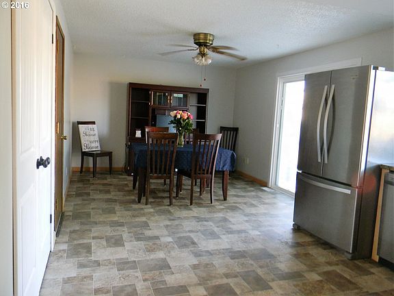 5th image of 1244 NE Thomas St