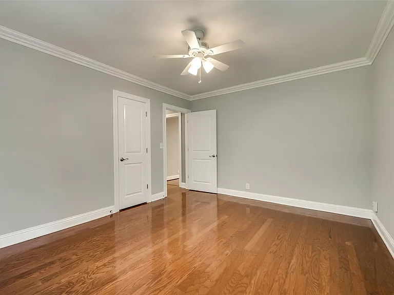 6425 Locke Ave — Photo 9