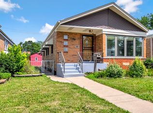 5853 S Narragansett Ave, Chicago, IL 60638