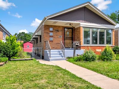 5853 S Narragansett Ave, Chicago, IL, 60638