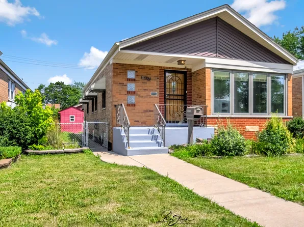 5853 S Narragansett Ave, Chicago, IL 60638