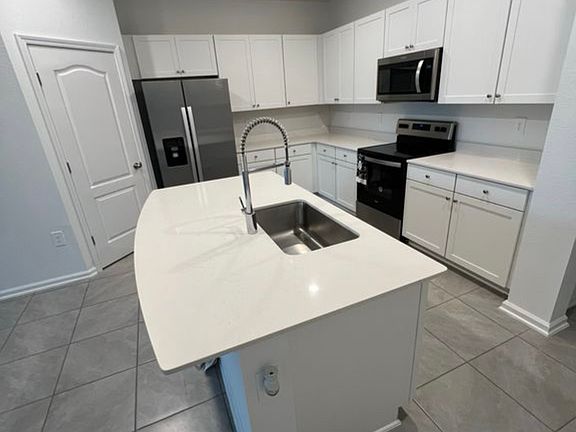 3rd image of 241 Redbud Rd