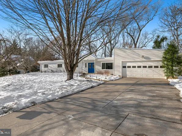 16614 Leopold Ter, Rockville, MD 20855