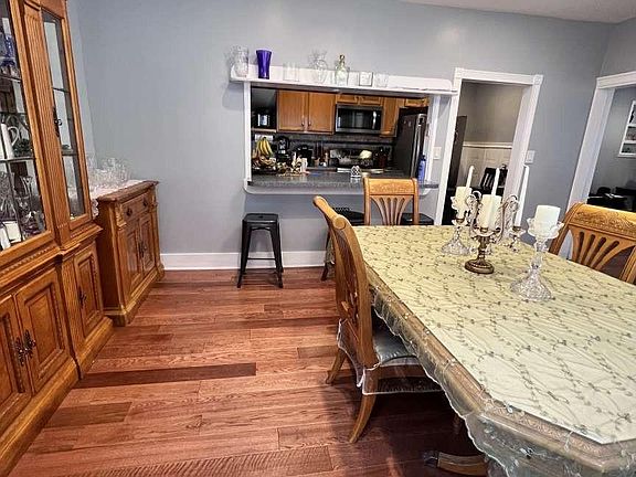 5th image of 110 Powelton Ave
