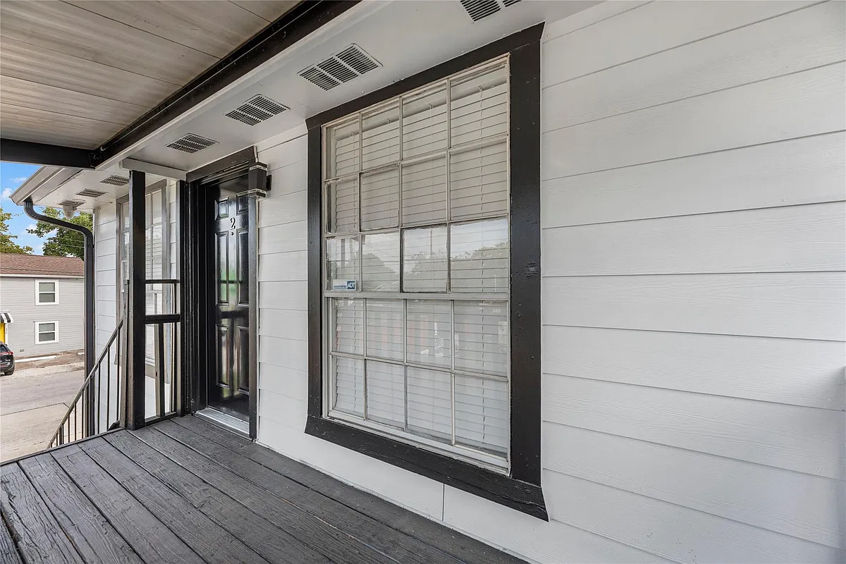 Building Photo - 502 Frawley St #2