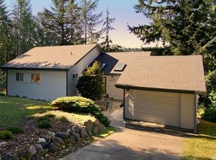 11222 Riviera Dr, Anderson Island, WA 98303