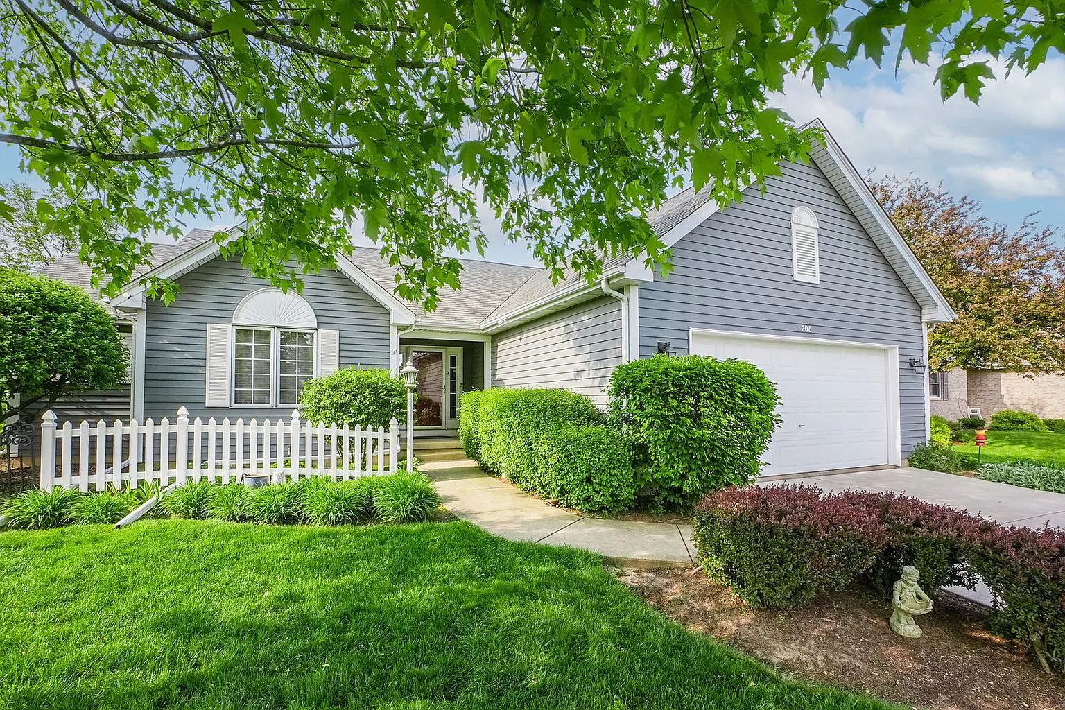 206 Julie Ln photo 1