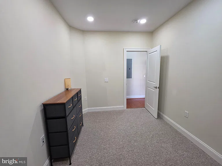 38 Maryland Ave #Penthouse 608 — Photo 26