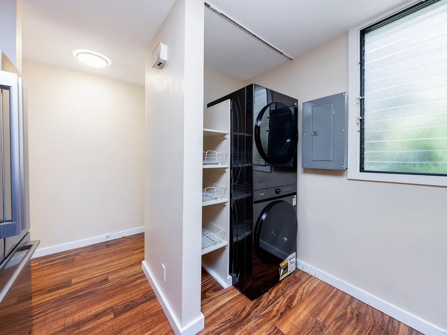 2 bed, 825 sqft, $3,500 — Photo 3