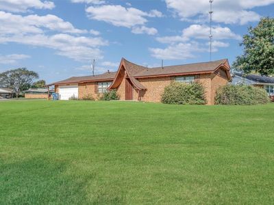 1600 Crestview Dr, Cordell, OK, 73632