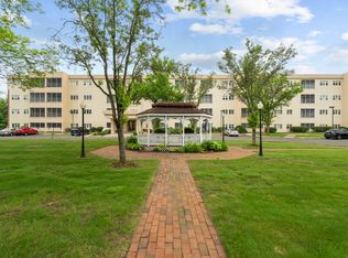 The Commons At Mill River, Hamden, CT 06518