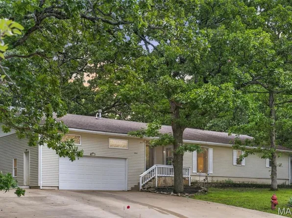 1041 Ha Ha Tonka Rd, Camdenton, MO 65020
