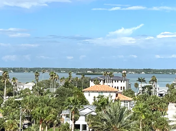 880 Mandalay Ave, Clearwater Beach, FL