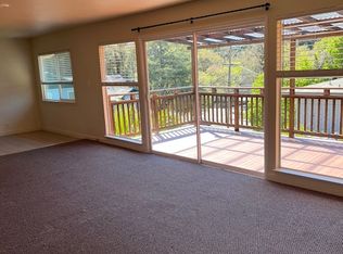 7 Oak Tree Ln APT 2, Fairfax, CA 94930