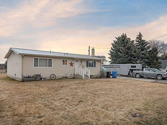 2nd image of 53 W 200 S