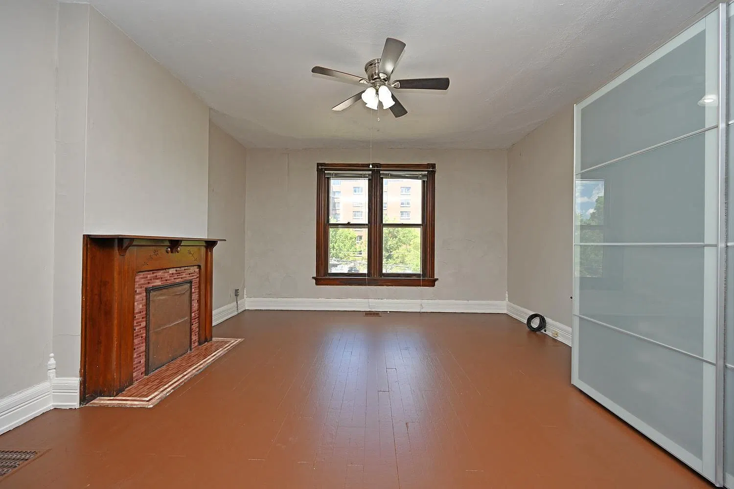 1 bed, 600 sqft, $900 — Photo 2