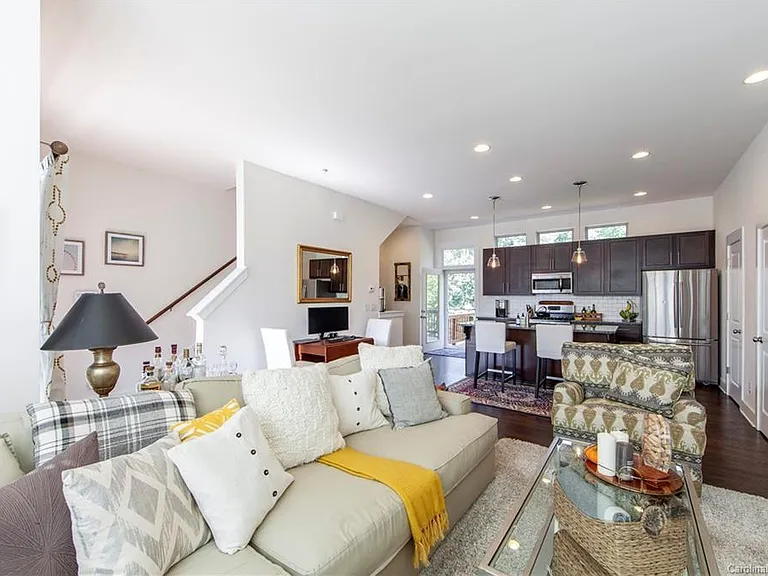3315 Bessemer St — Photo 5