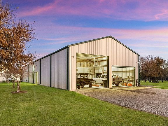 3rd image of 650 Scoggins Rd