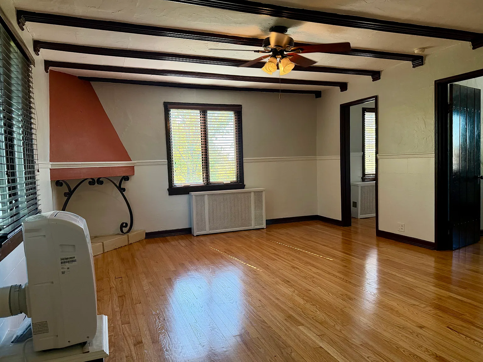 1 bed, 750 sqft, $1,195 — Photo 1