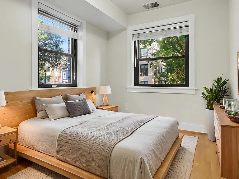 1300 K St SE #103 — Photo 22