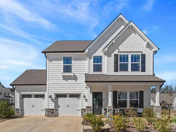 12001 Sam Snead Ct, Lancaster, SC 29720