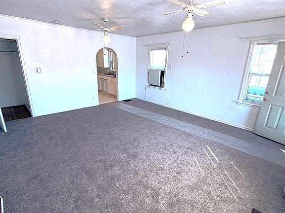 3rd image of 1317 E 4th St