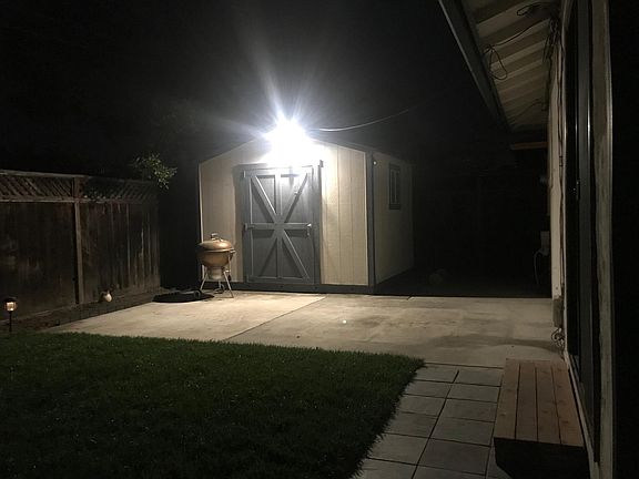5th image of 5156 Carm Ave