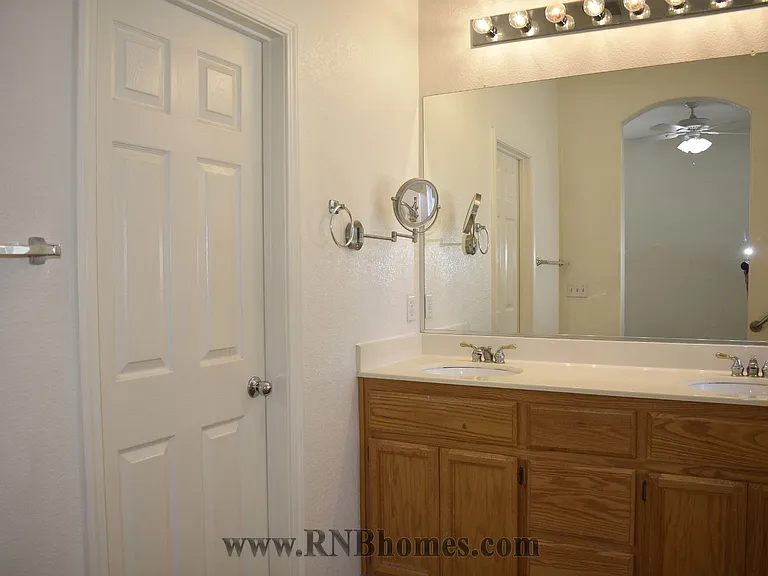 18 Diggins Dr — Photo 17