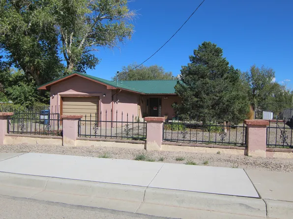 652 Helen Cir, Los Lunas, NM 87031