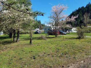 140 Canyonville Park Rd, Canyonville, OR 97417