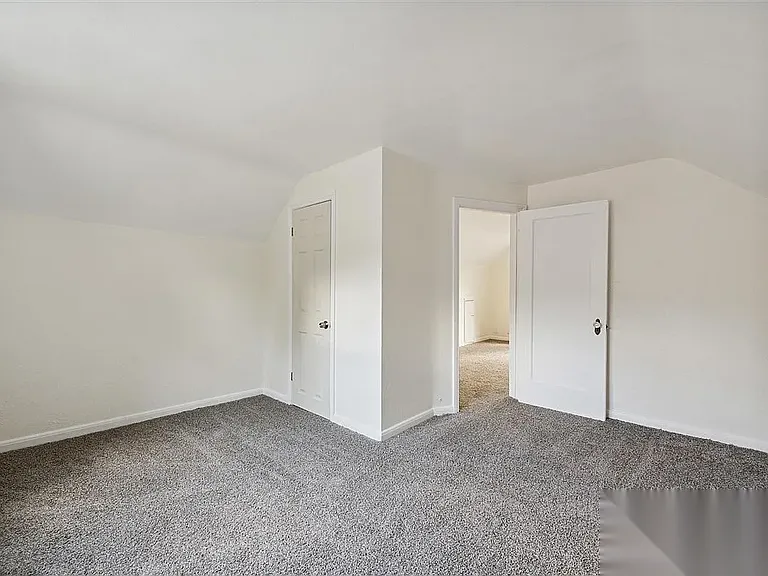 909 Turner Ave — Photo 16