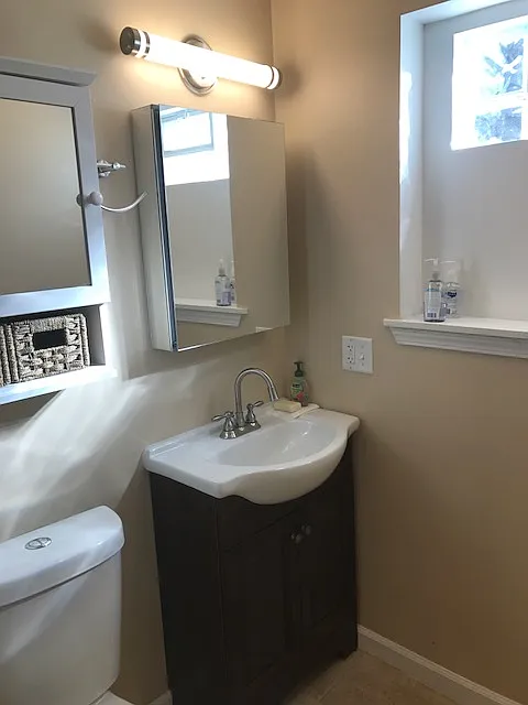 5 bed, 1200 sqft, $3,100 — Photo 4