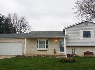 4314 Lahring Rd, Linden, MI 48451