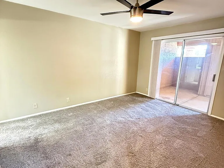 312 W Yukon Dr #2 — Photo 21