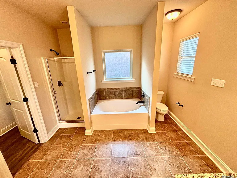 25397 Lake Providence Dr — Photo 9