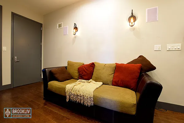 Rented by null | media 41