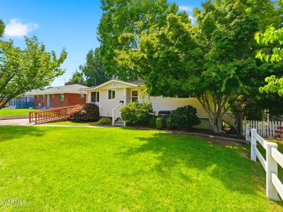816 S 35th Ave, Yakima, WA, 98902