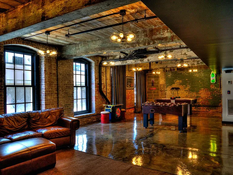 The Chesterman Building — Photo 29