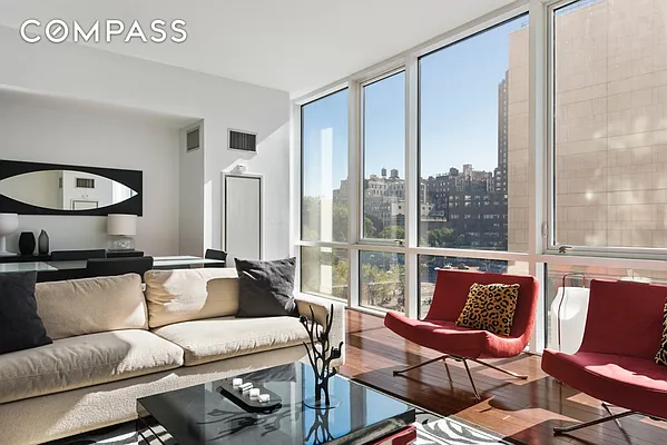 Rented by Compass | media 25