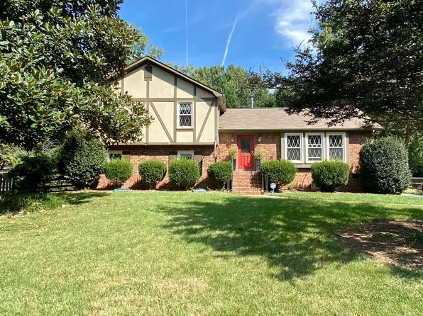 3810 Stokes Ave, Charlotte, NC 28210
