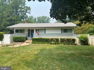 7720 Glenister Dr, Springfield, VA 22152