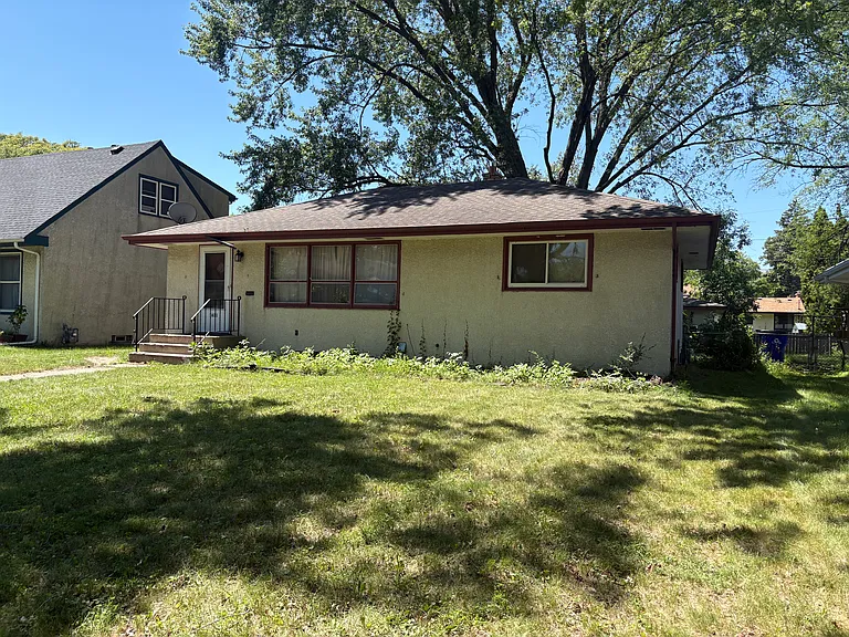 1631 Birmingham St — Photo 2