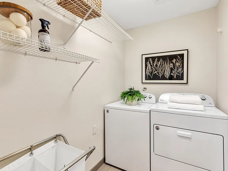 9009 Avondale Rd NE #D107 — Photo 4