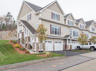 3 Manor Dr #D, Hooksett, NH 03106