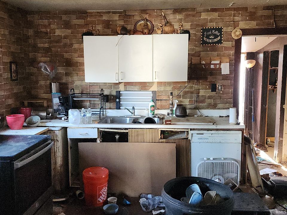 1598 S Jackson St, Logansport, IN 46947 Zillow