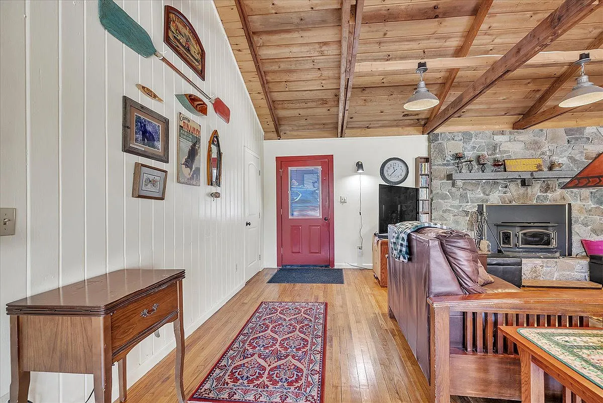 1 bed, 1450 sqft, $3,500 — Photo 2