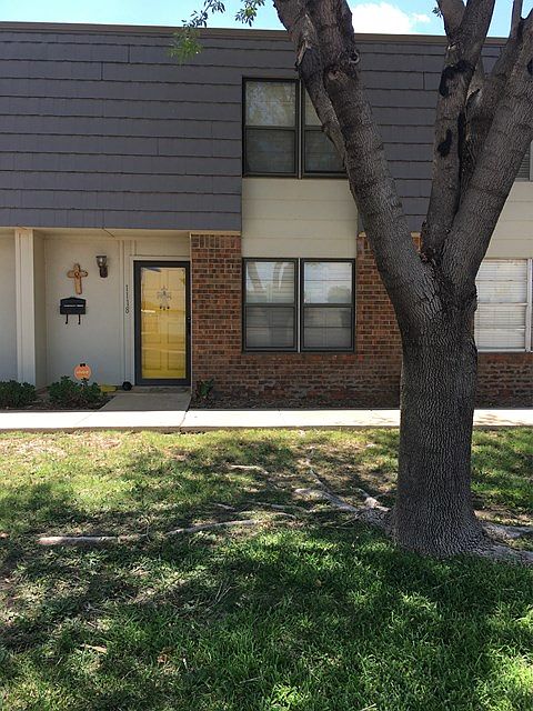 1st image of 1118 E 52nd St
