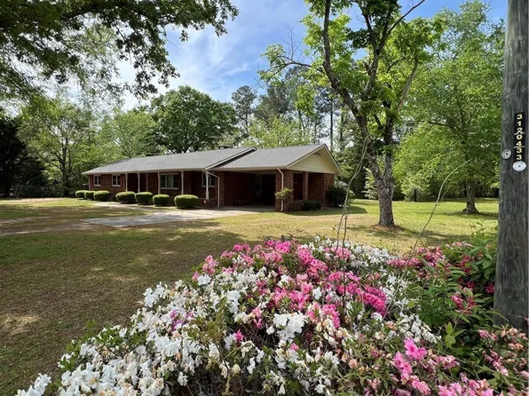 804 Briarcliff Rd, Lumberton, NC 28358