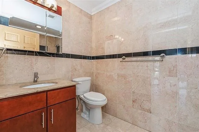 17 Meadow Rd #307 — Photo 4